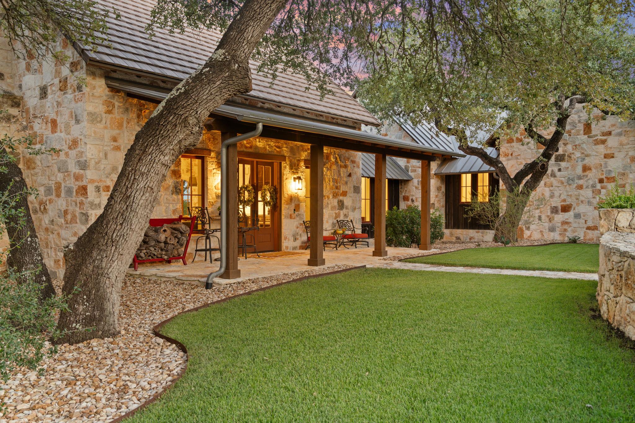 250 Mckellar Rd Dripping Springs TX
