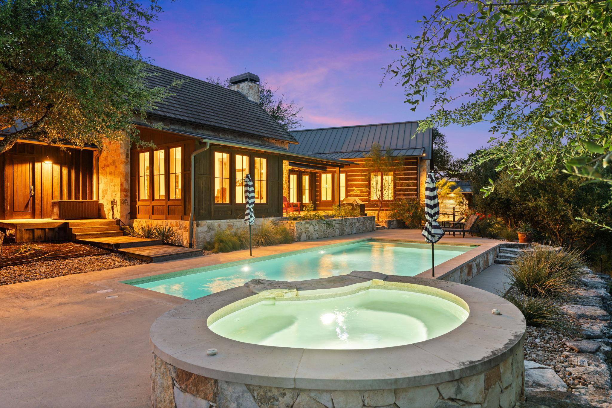 250 McKellar RD