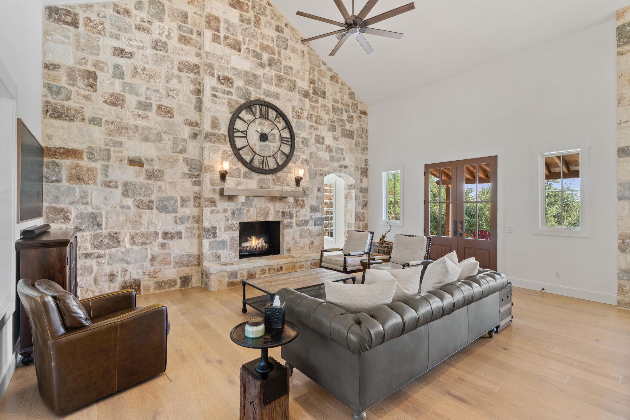 250 McKellar RD