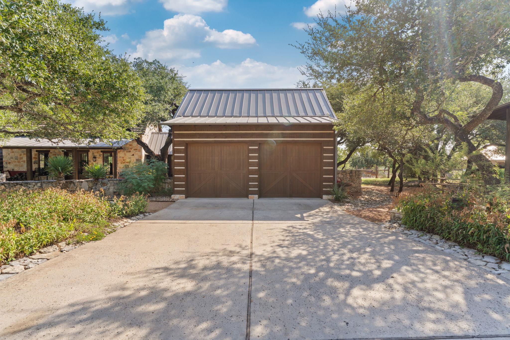 250 McKellar RD