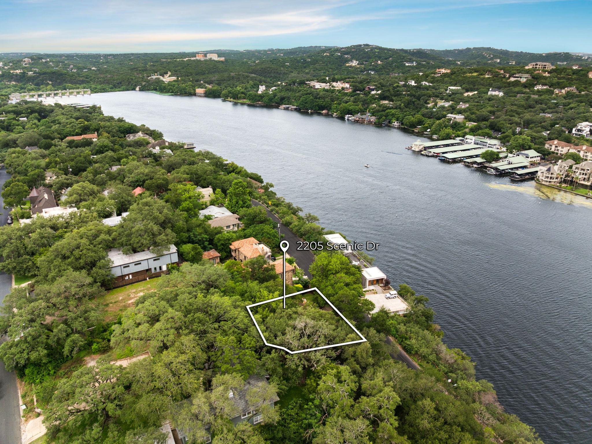 2205 Scenic DR
