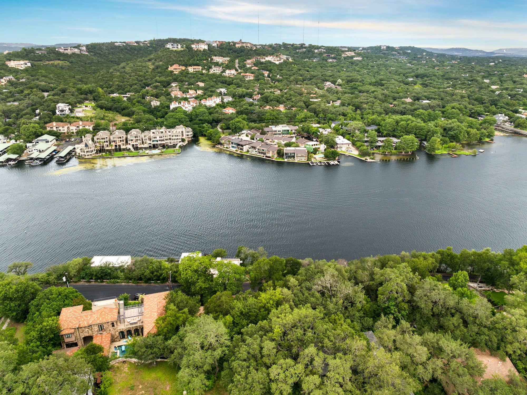 2205 Scenic DR