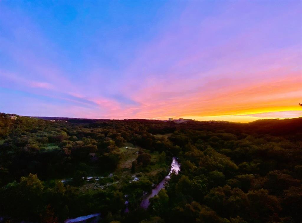 1103 Falcon Ledge DR