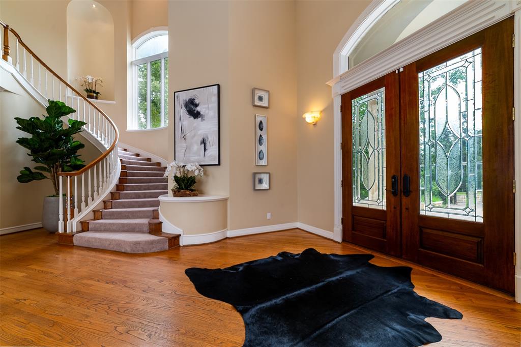 1103 Falcon Ledge DR