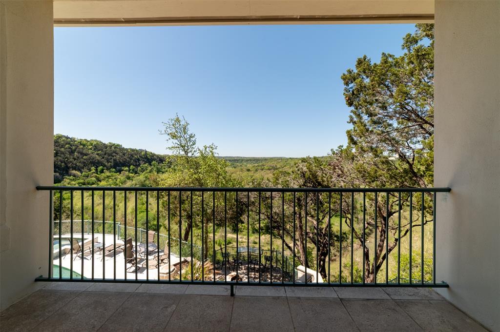 1103 Falcon Ledge DR