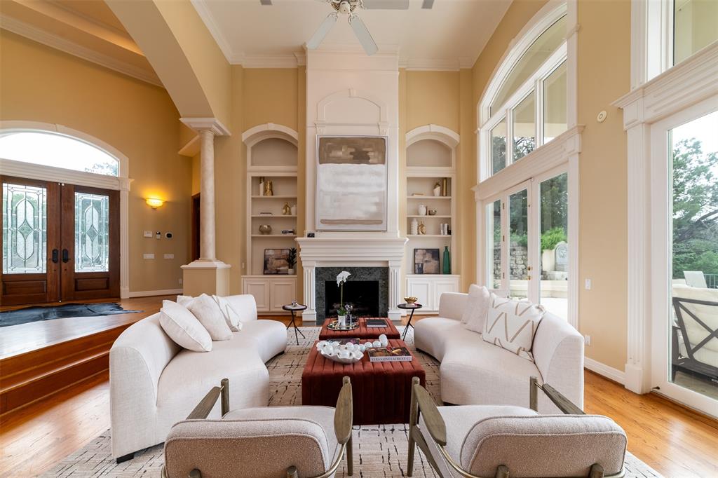 1103 Falcon Ledge DR