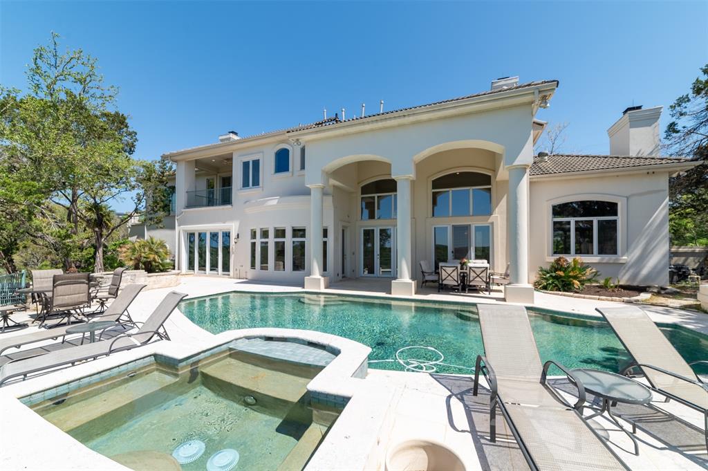 1103 Falcon Ledge DR