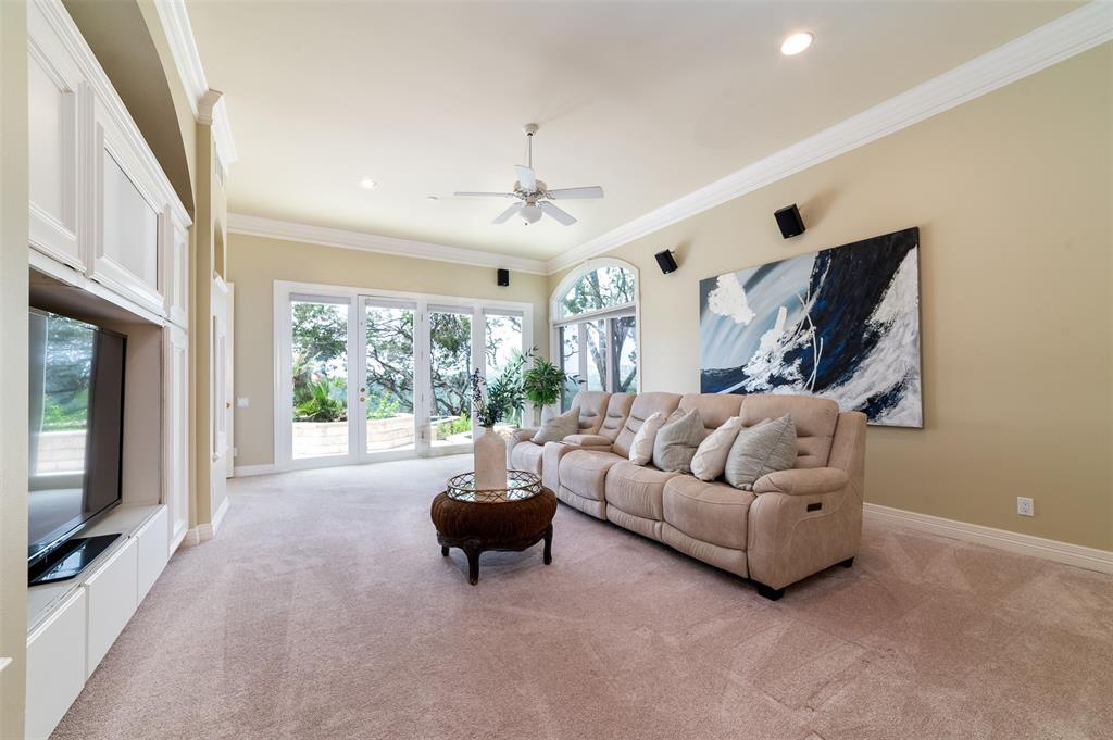 1103 Falcon Ledge DR