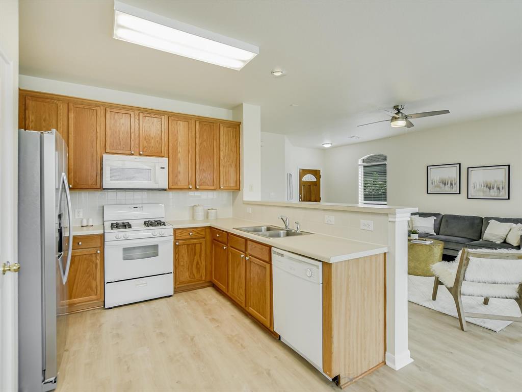 4212 Bent Wood CT