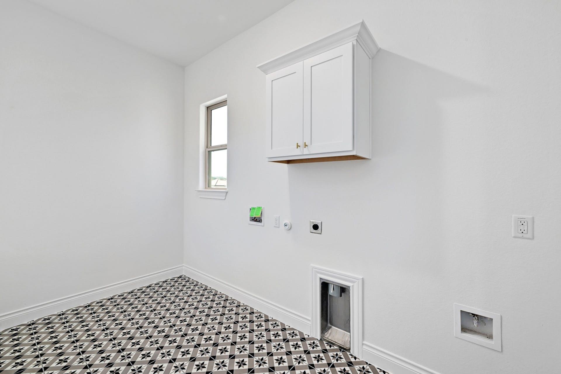 905 CRESTONE STREAM DR