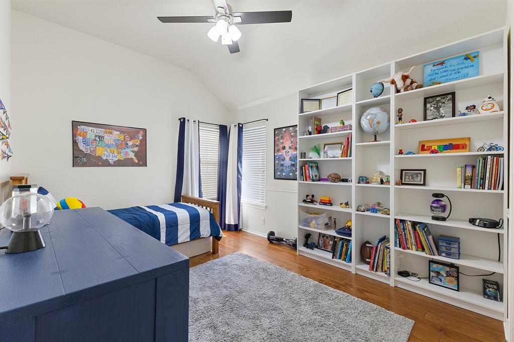 1106 Oliver Loving CV