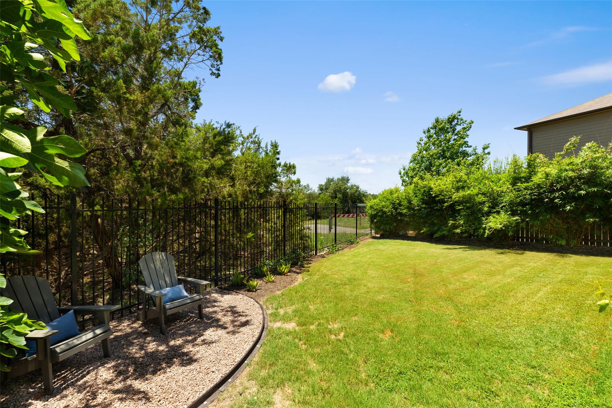 609 Stone View TRL