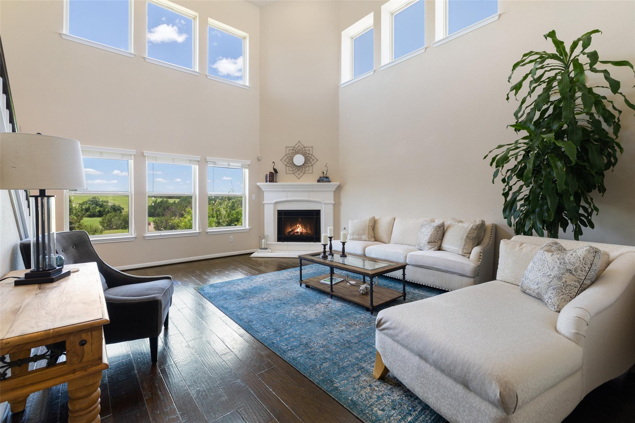 609 Stone View TRL