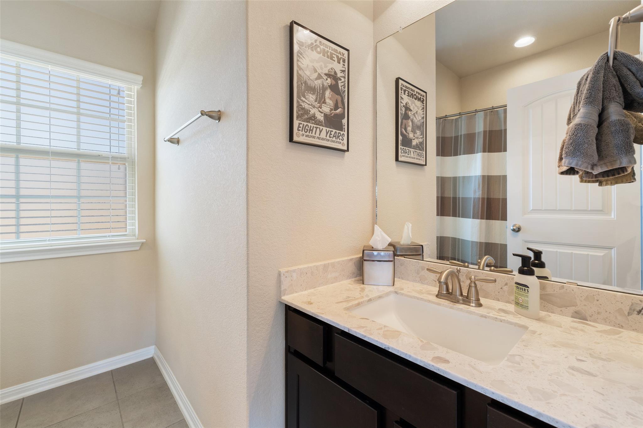 609 Stone View TRL