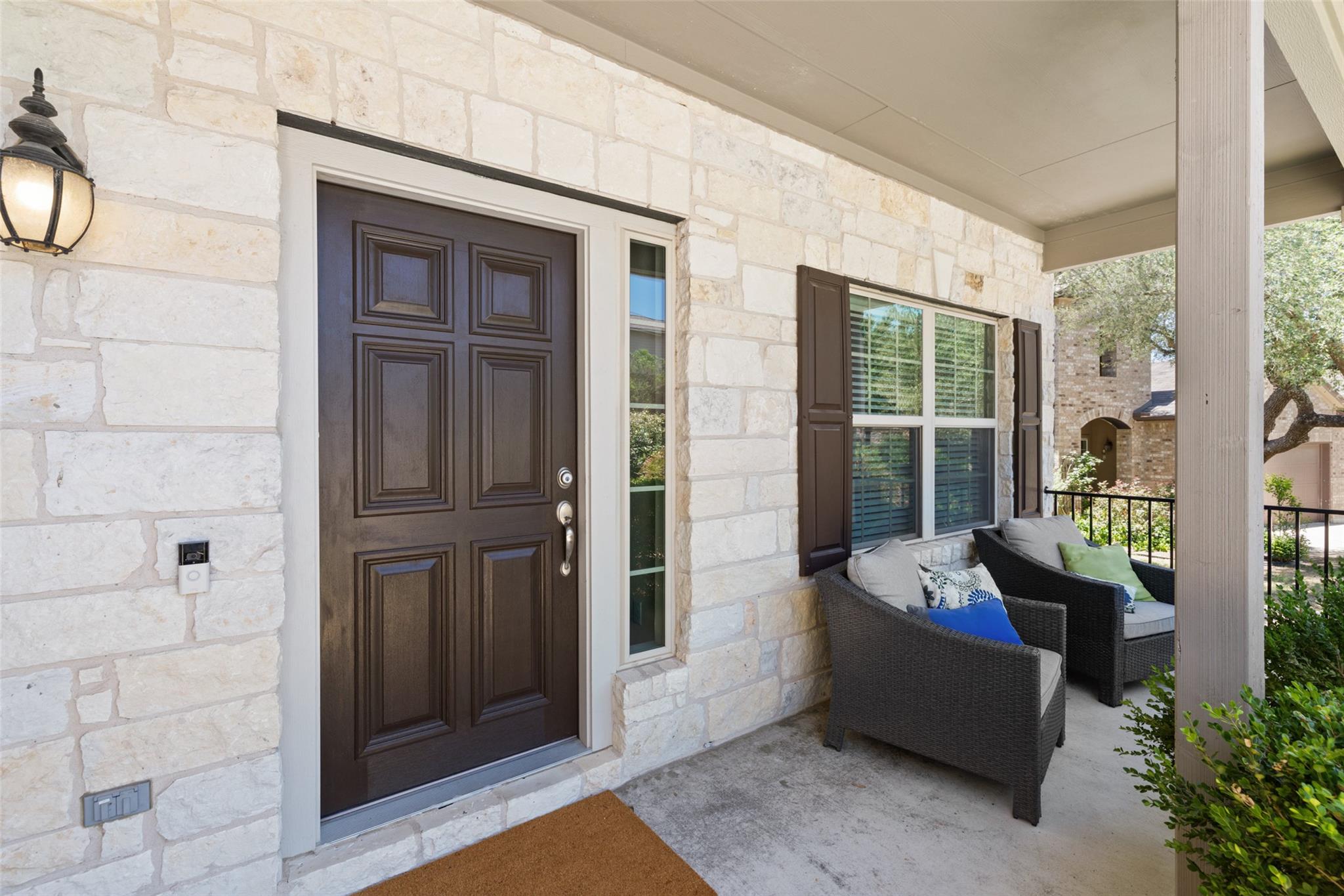 609 Stone View TRL
