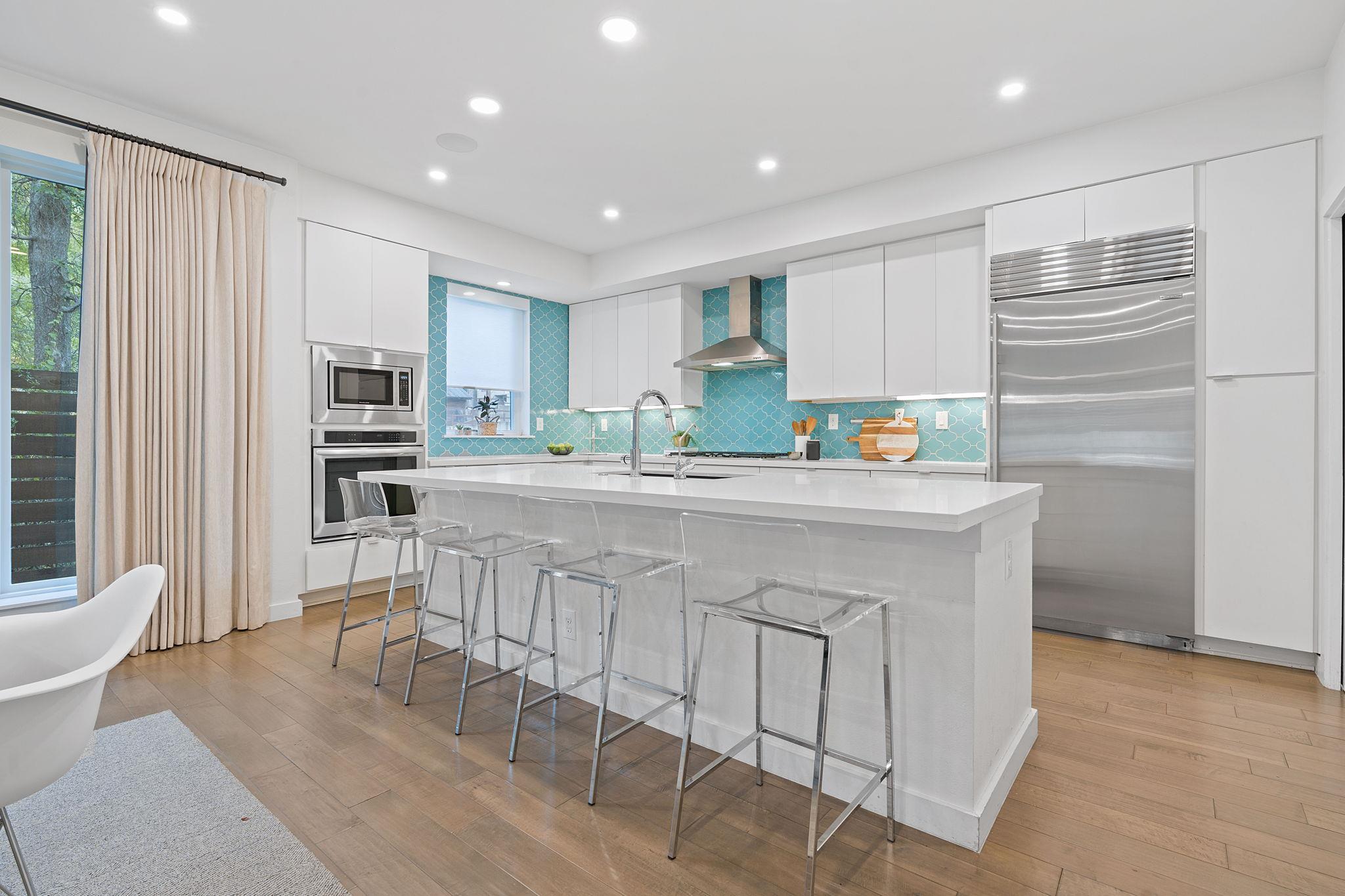 609 West Lynn ST # 3