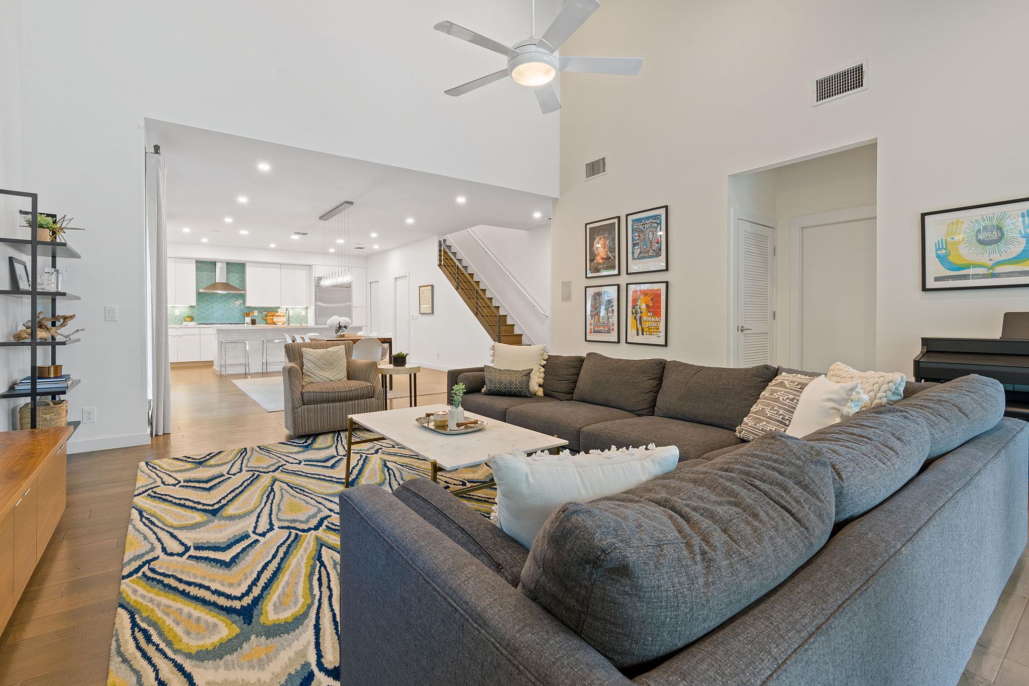 609 West Lynn ST # 3