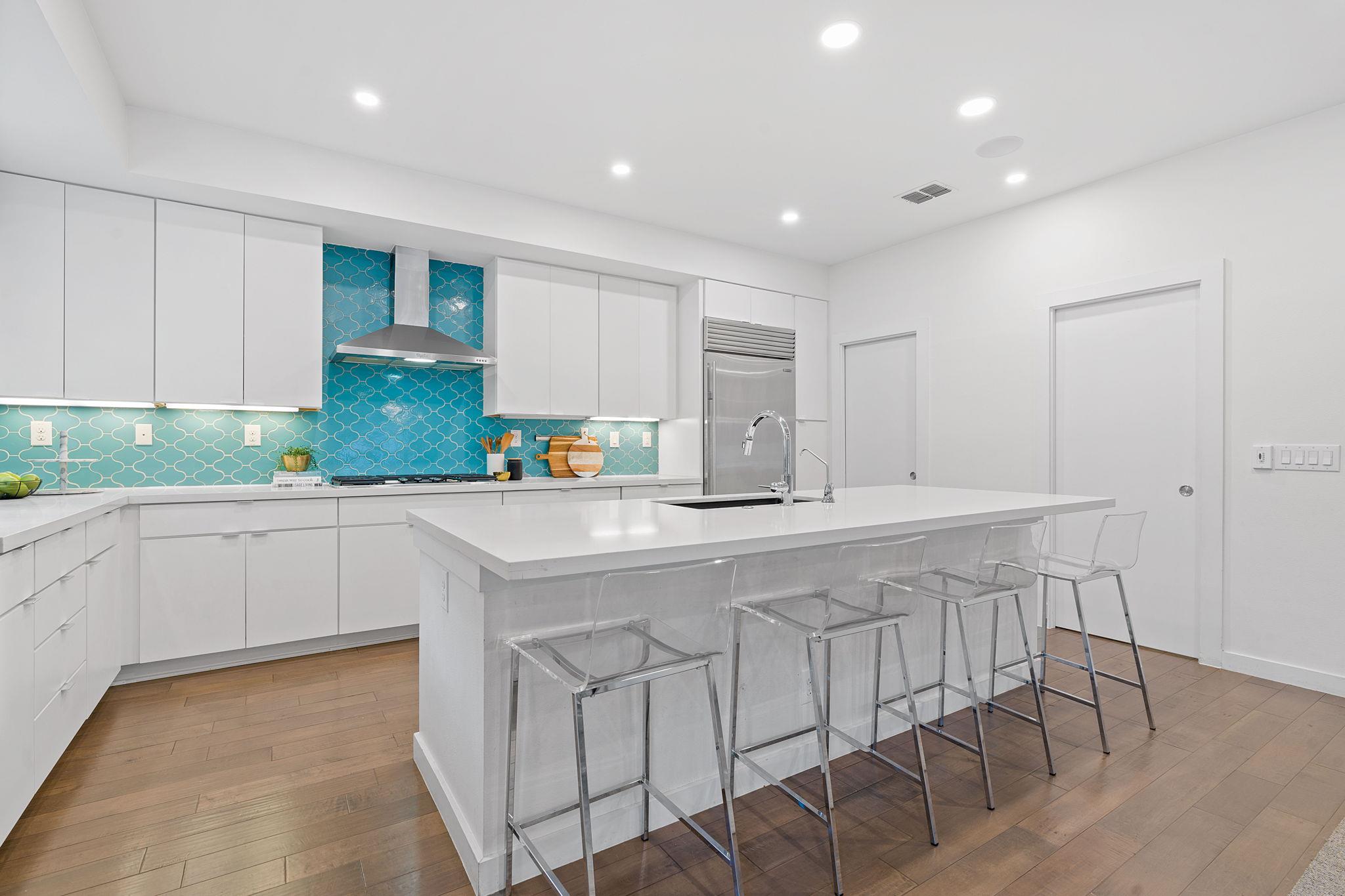 609 West Lynn ST # 3