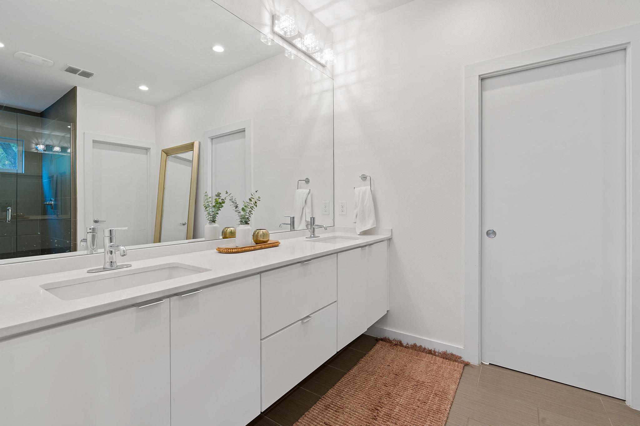 609 West Lynn ST # 3