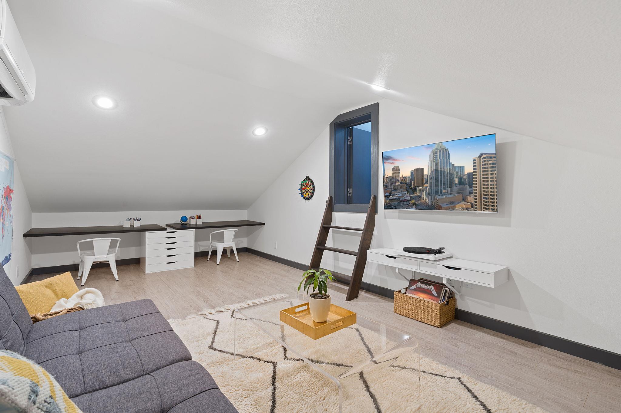 609 West Lynn ST # 3