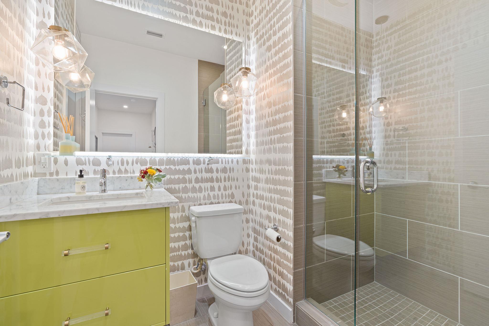 609 West Lynn ST # 3