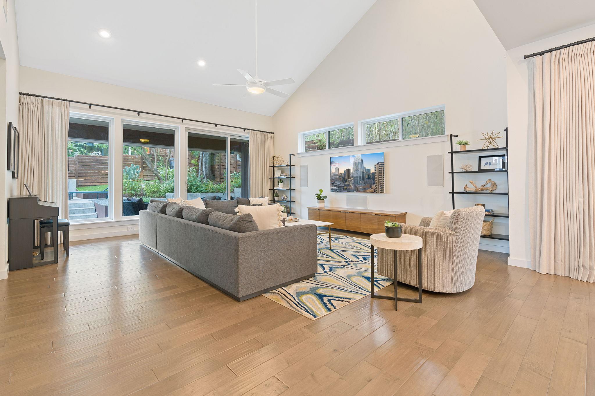 609 West Lynn ST # 3