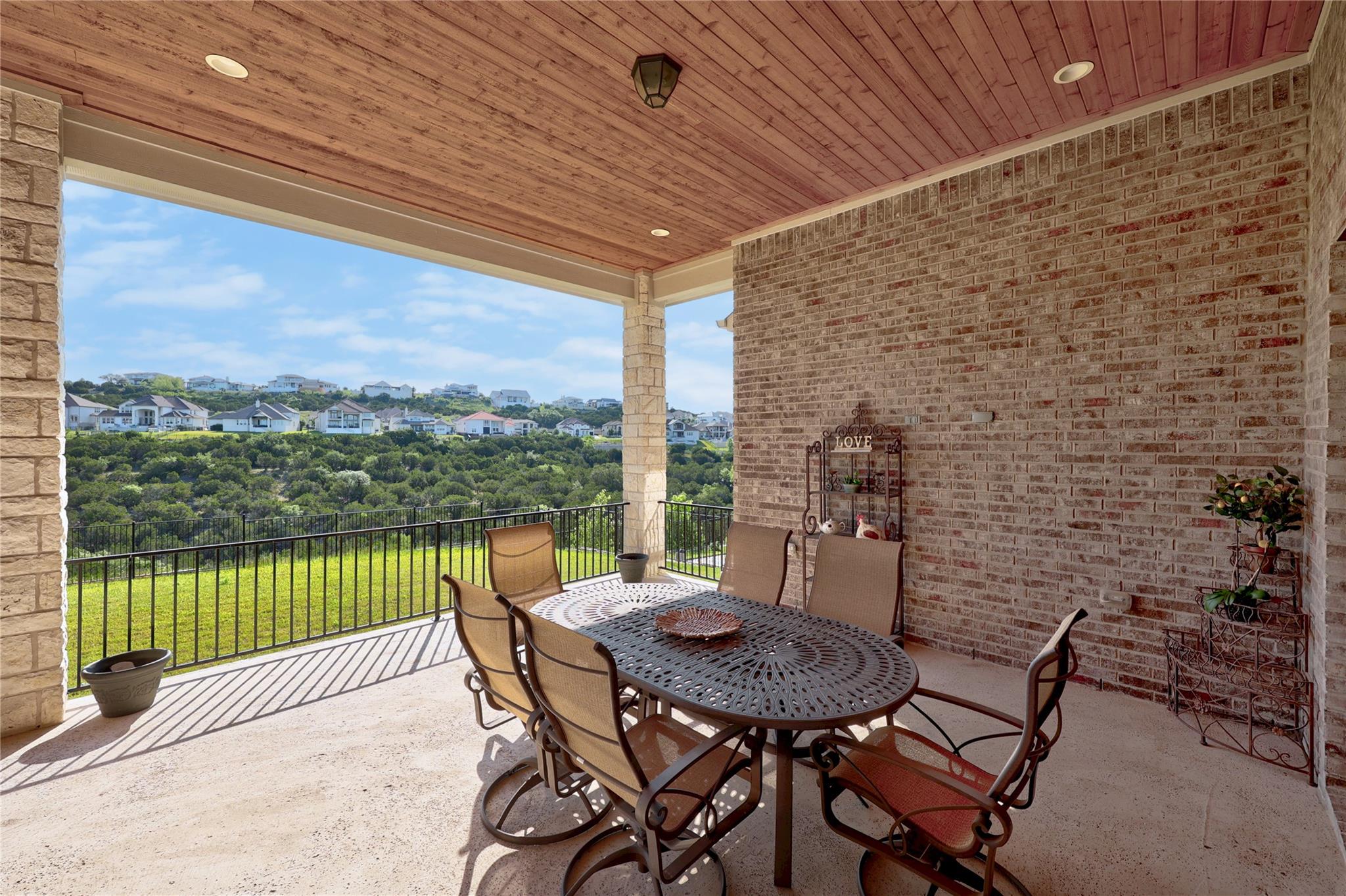 2032 Murano LN