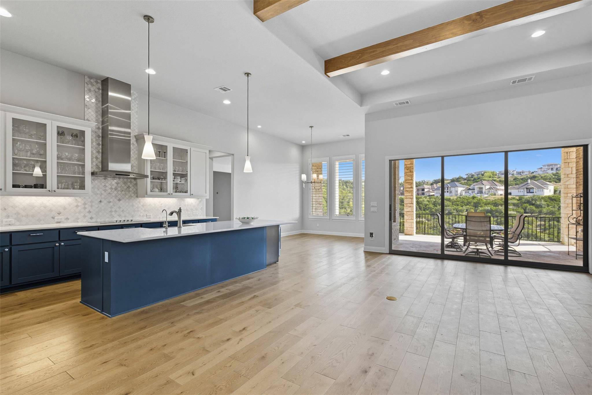 2032 Murano LN