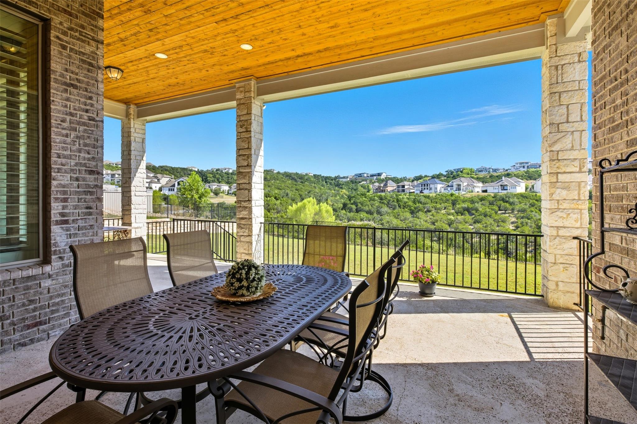 2032 Murano LN