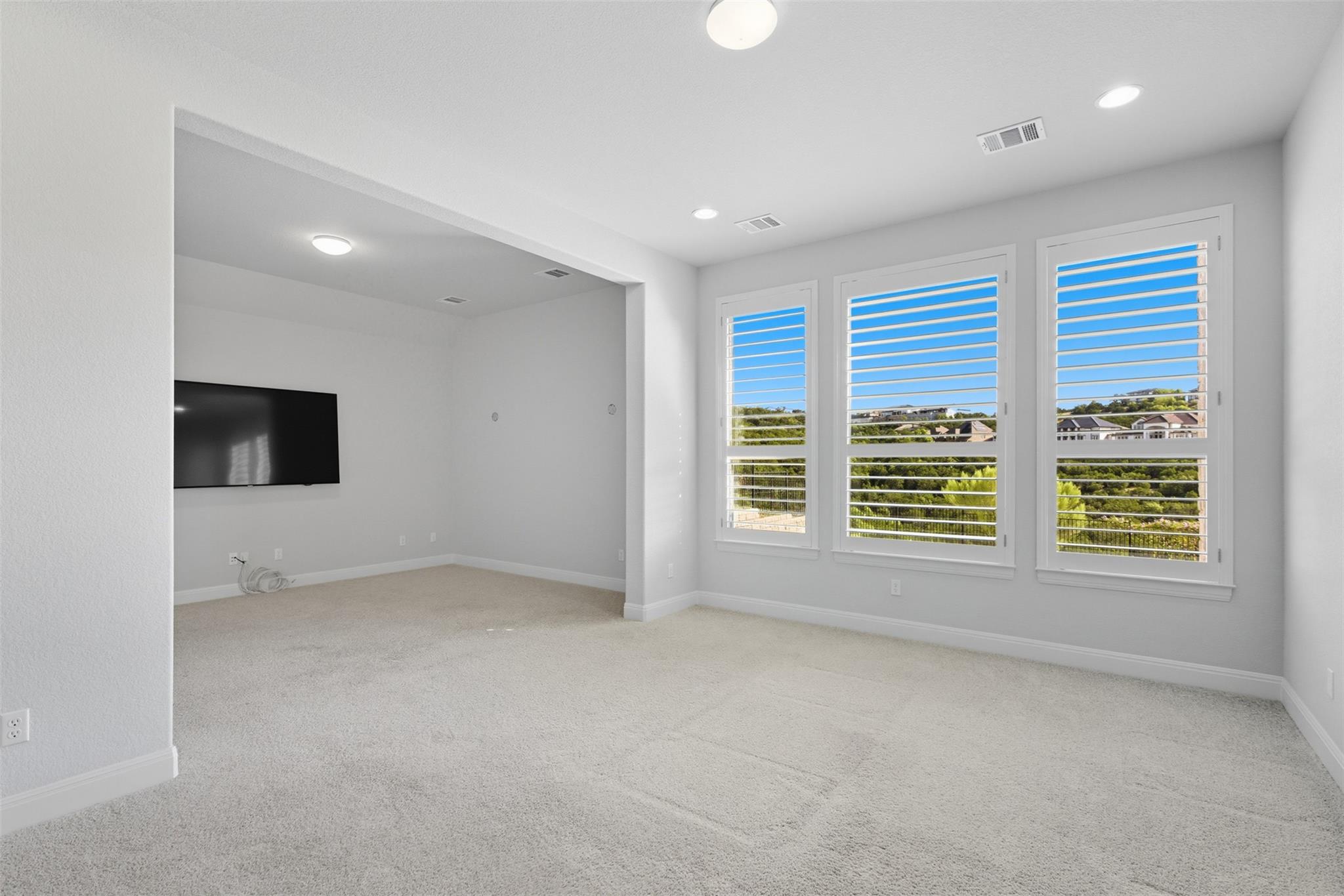 2032 Murano LN