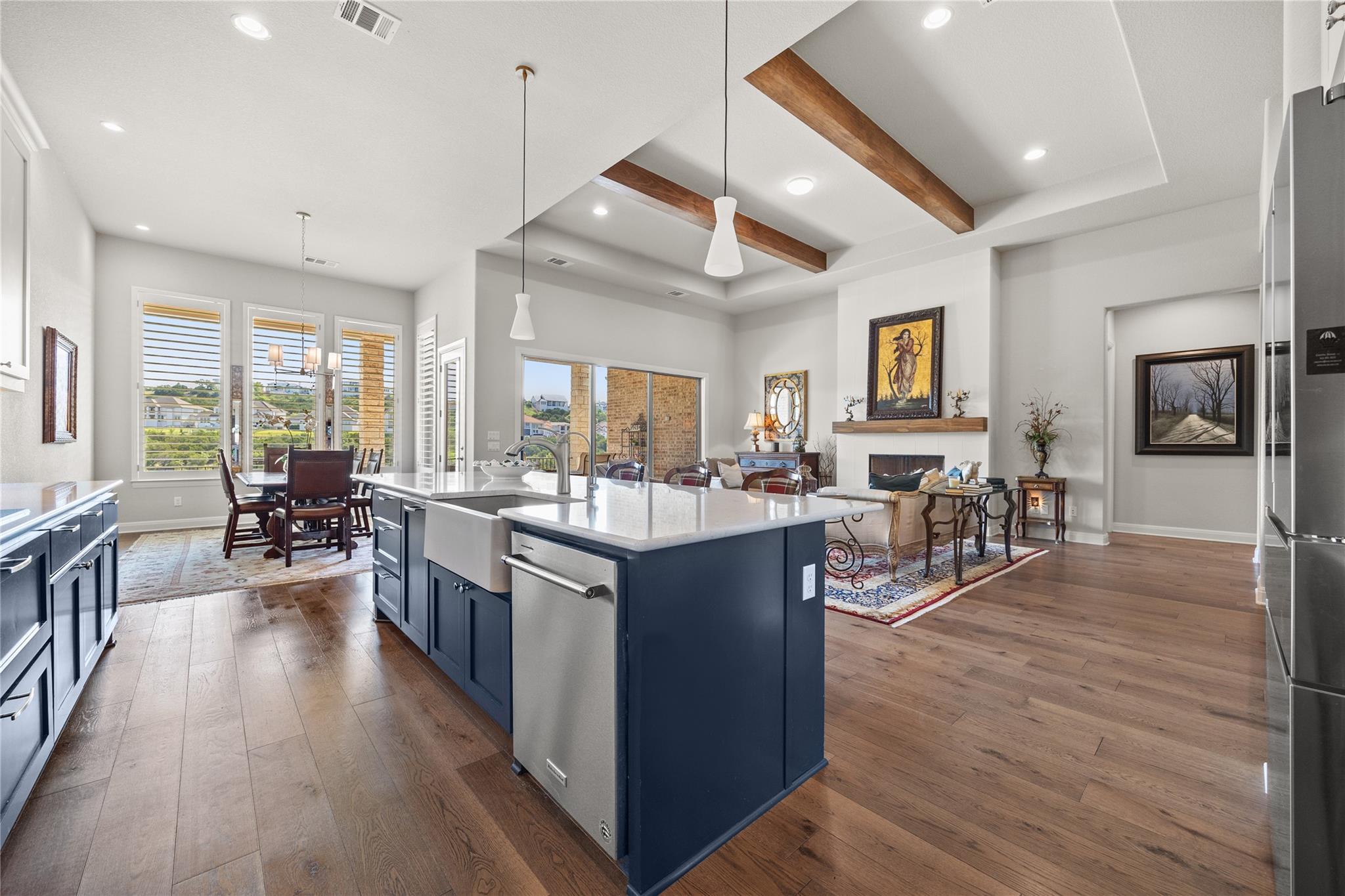 2032 Murano LN