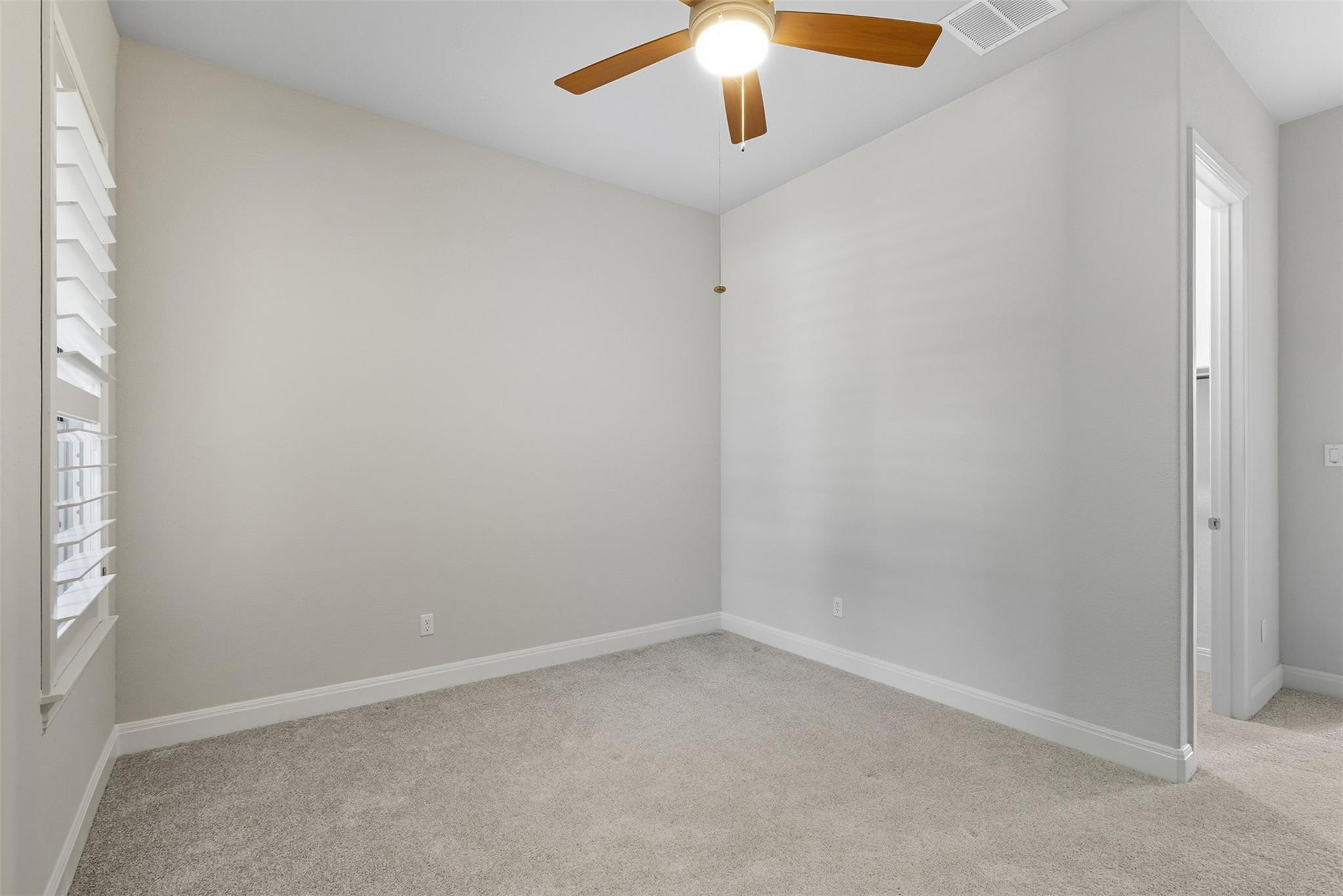 2032 Murano LN