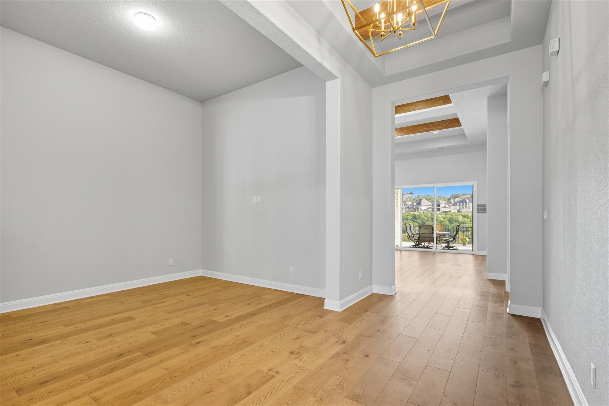 2032 Murano LN