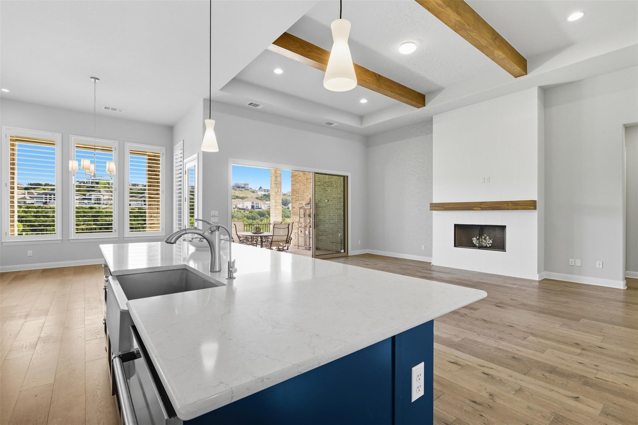 2032 Murano LN