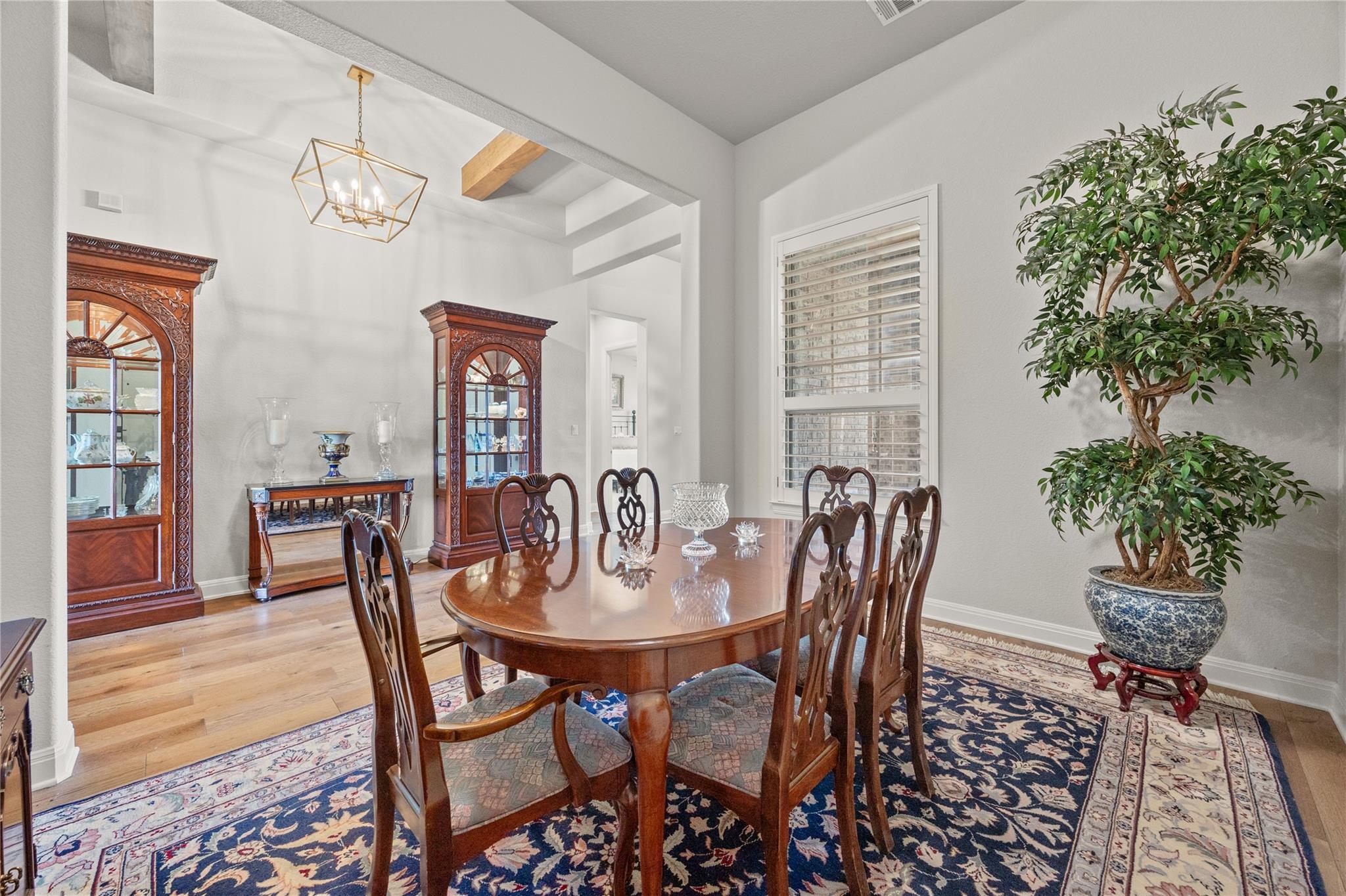 2032 Murano LN