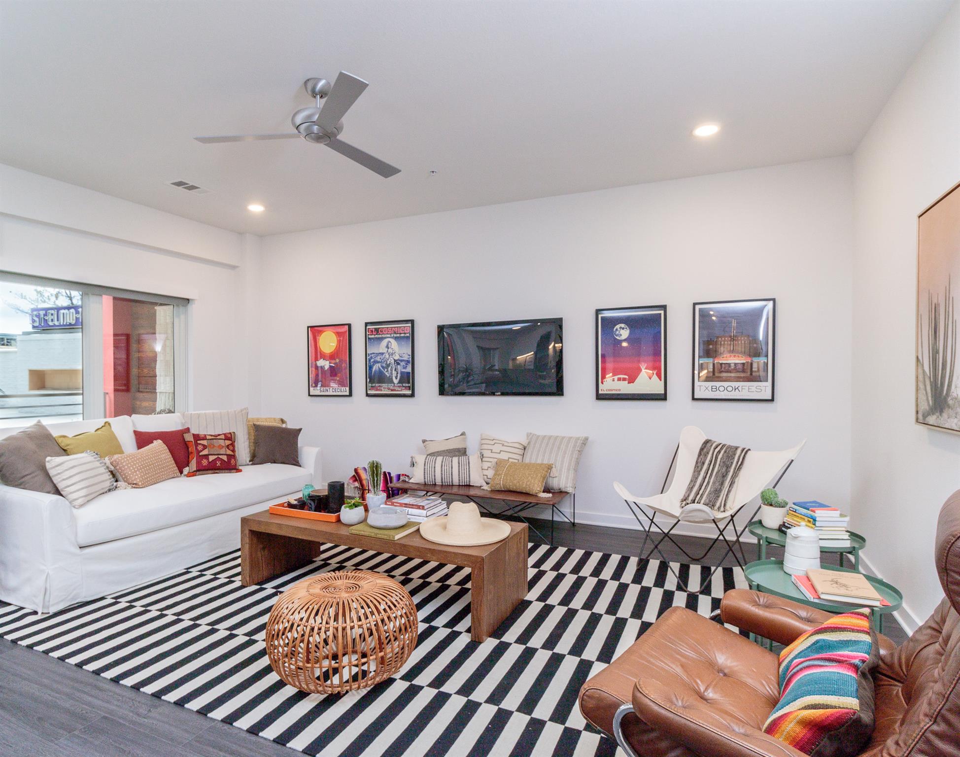 4361 S Congress Ave # 124