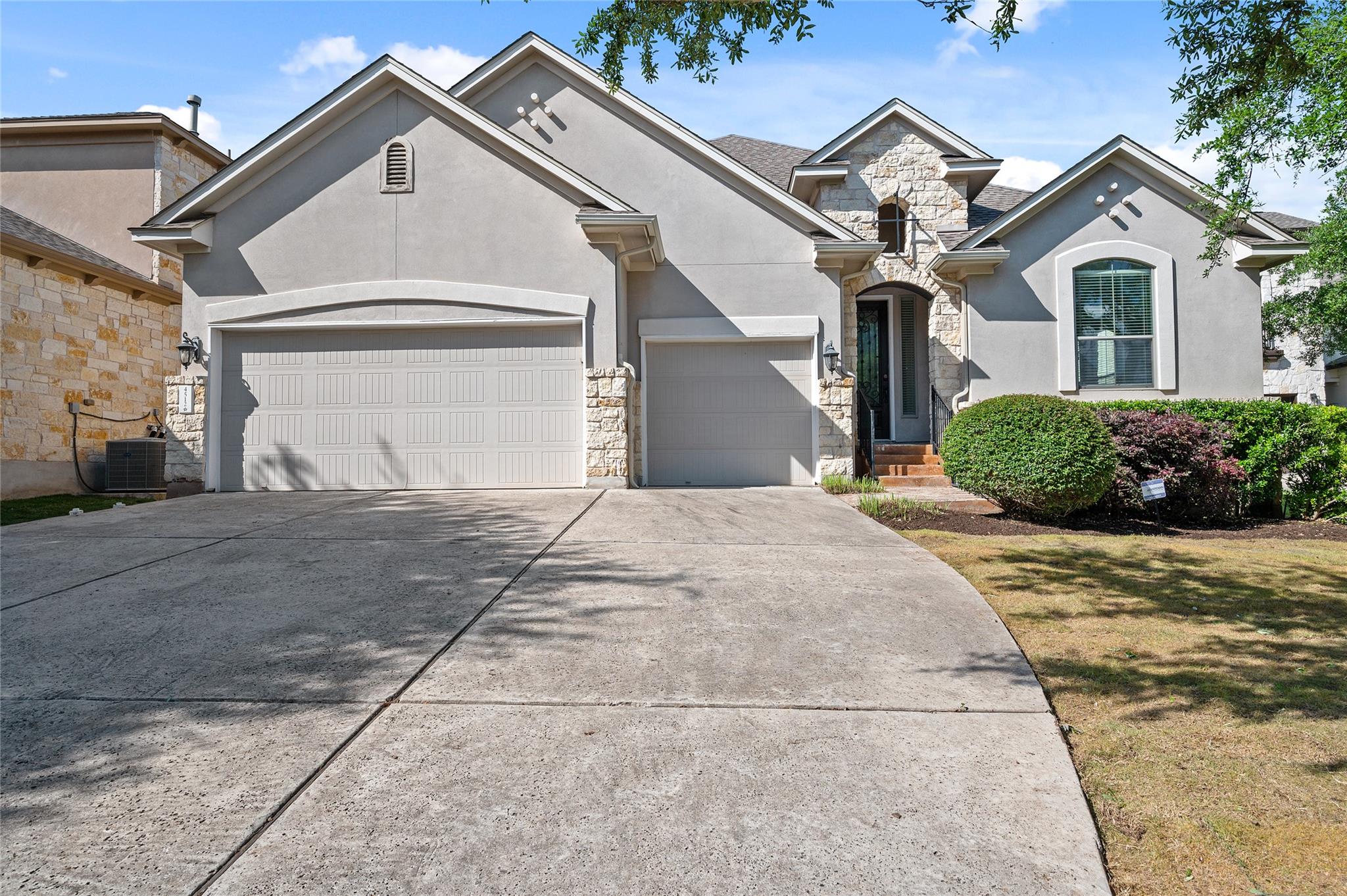 4512 Pyrenees PASS