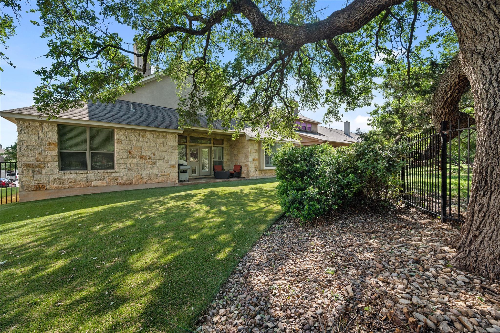 4512 Pyrenees PASS