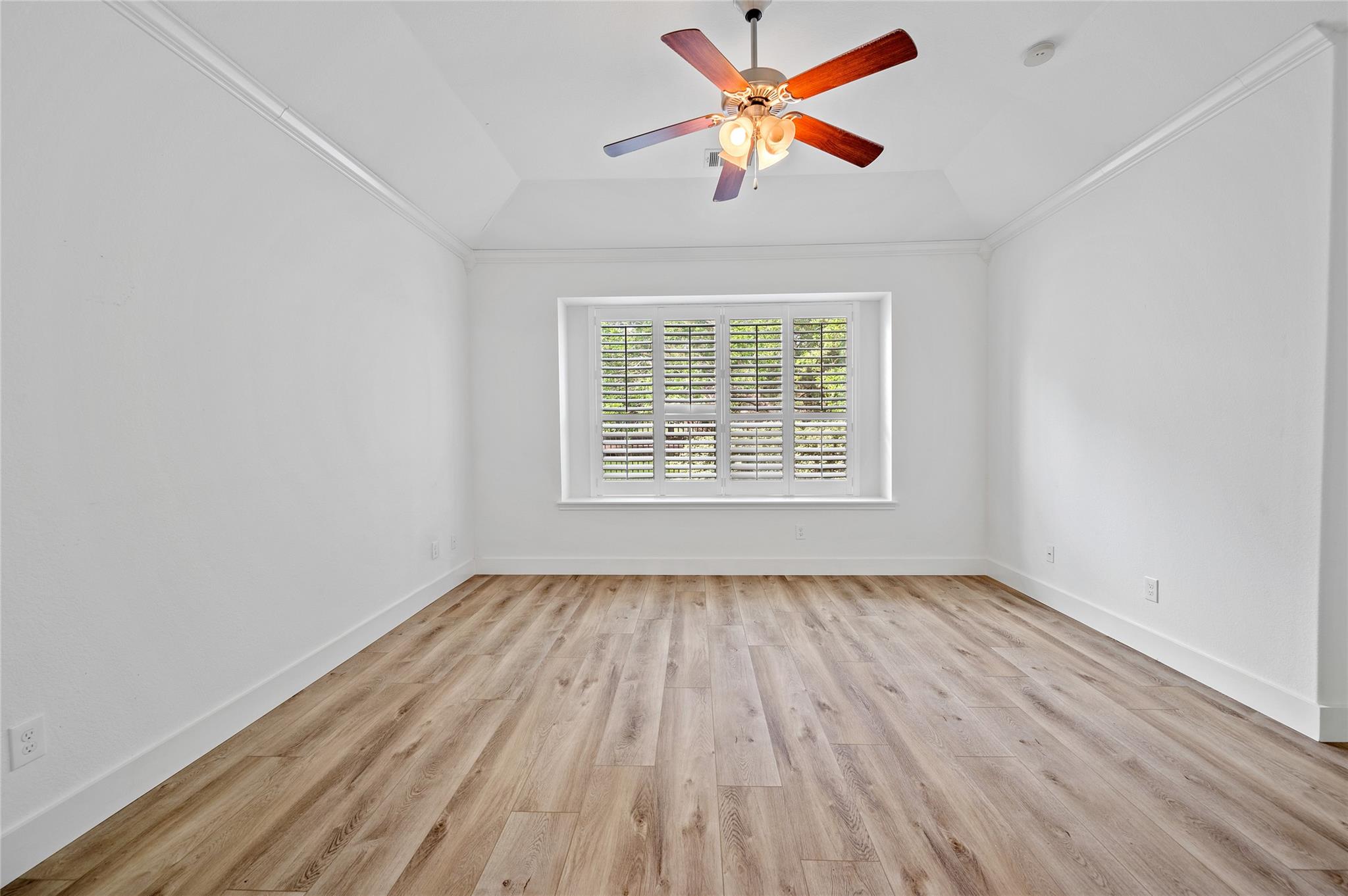4512 Pyrenees PASS