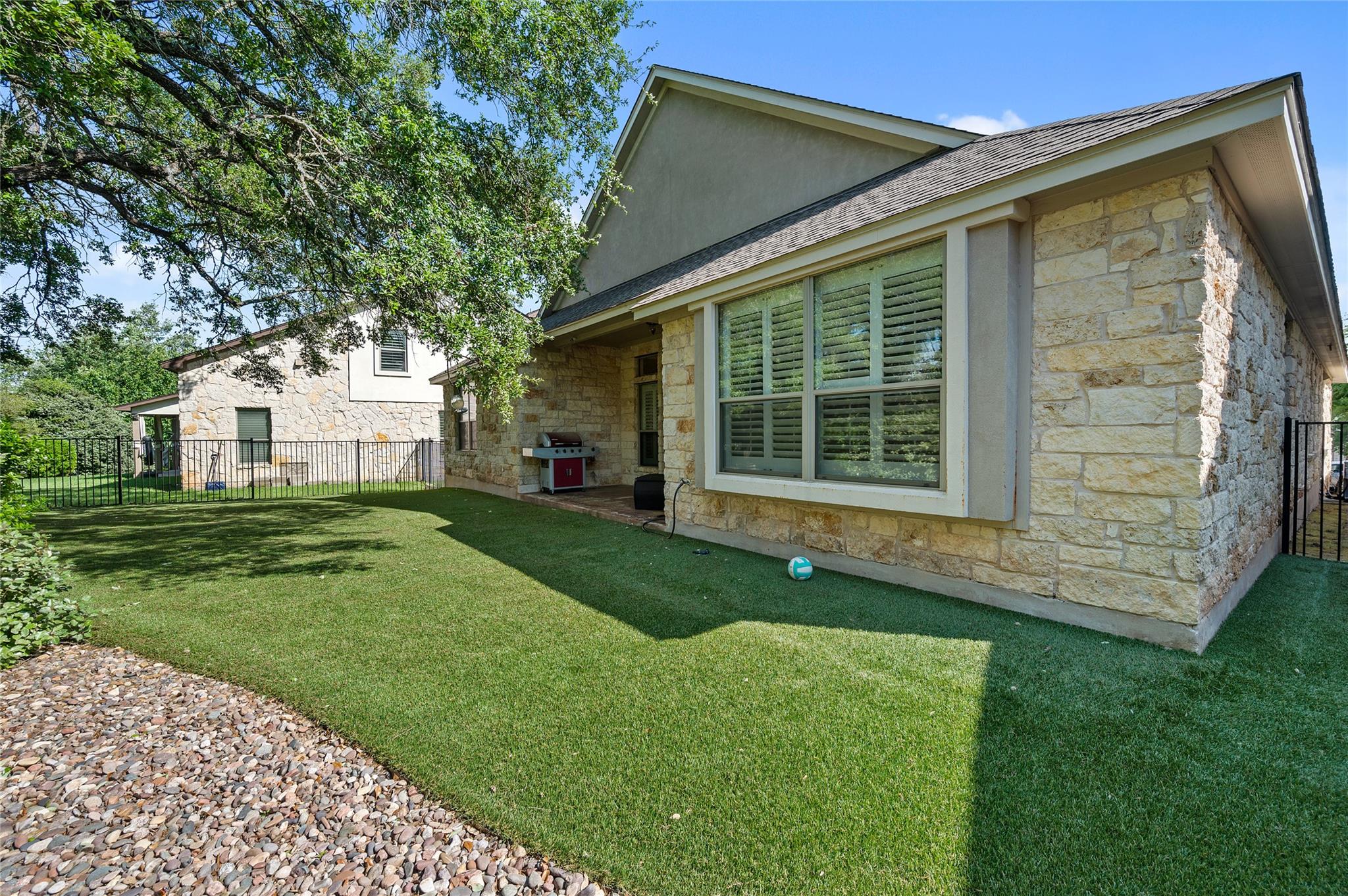 4512 Pyrenees PASS