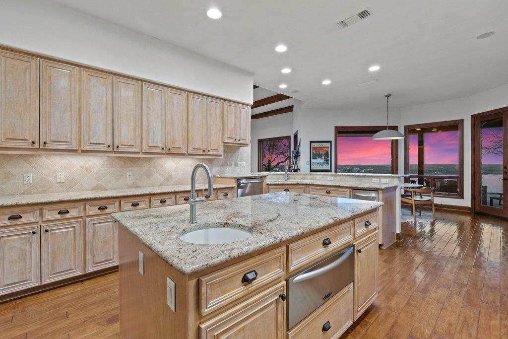 13907 Panorama DR