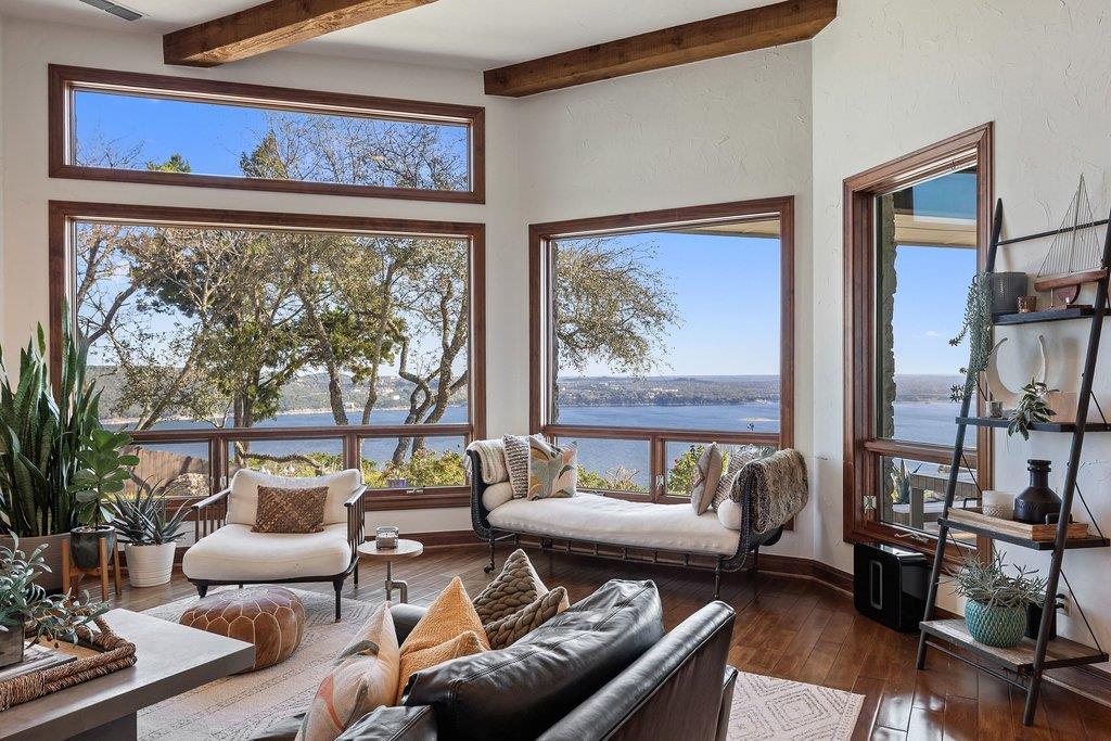 13907 Panorama DR
