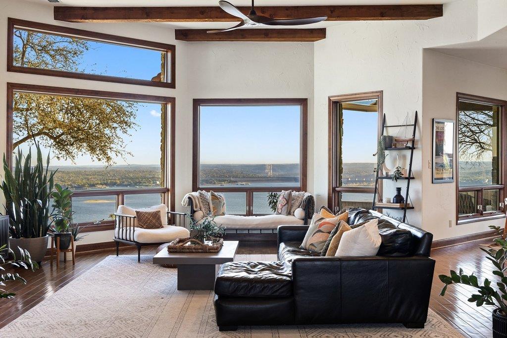 13907 Panorama DR