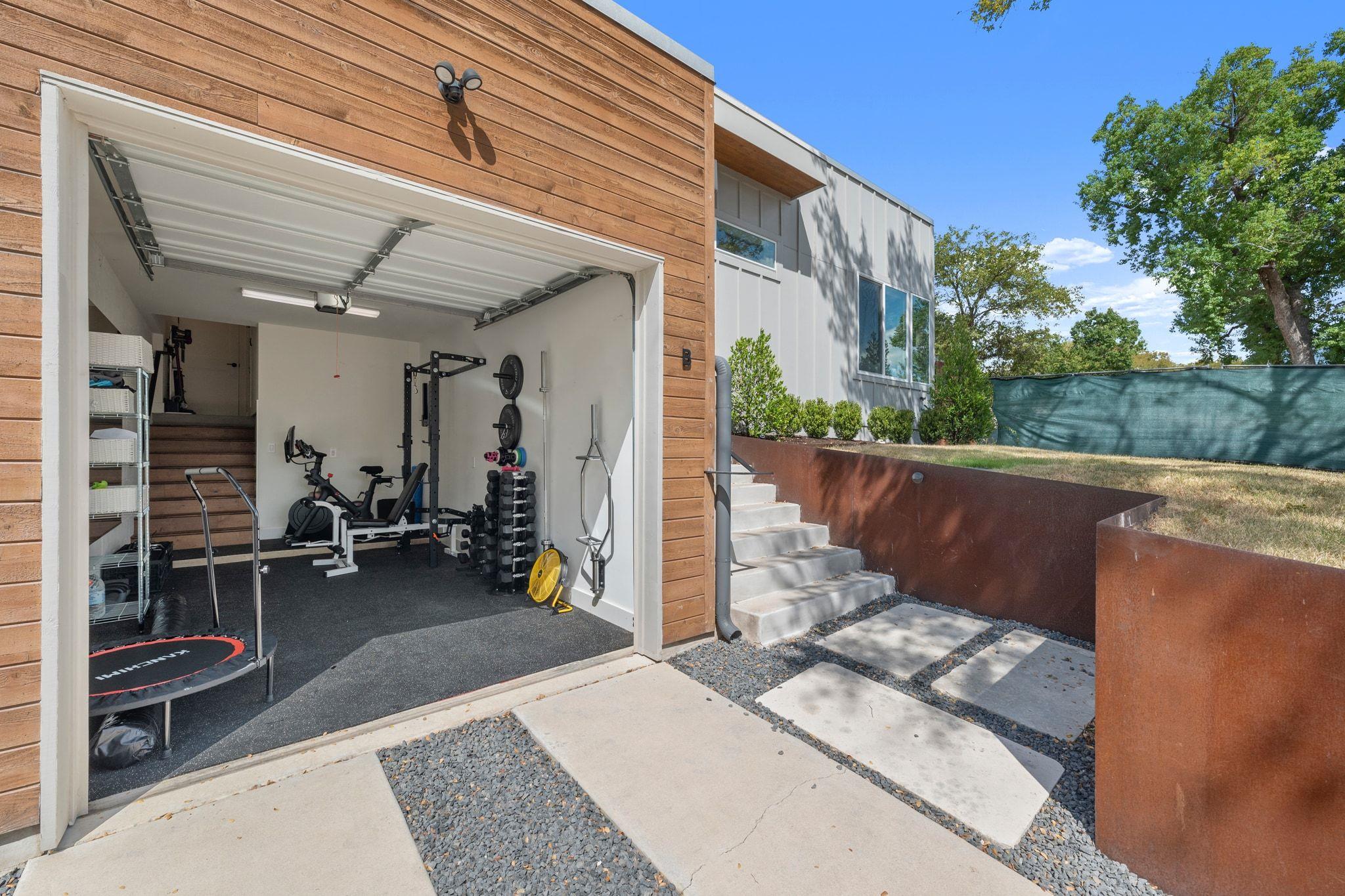 4110 Idlewild RD # B