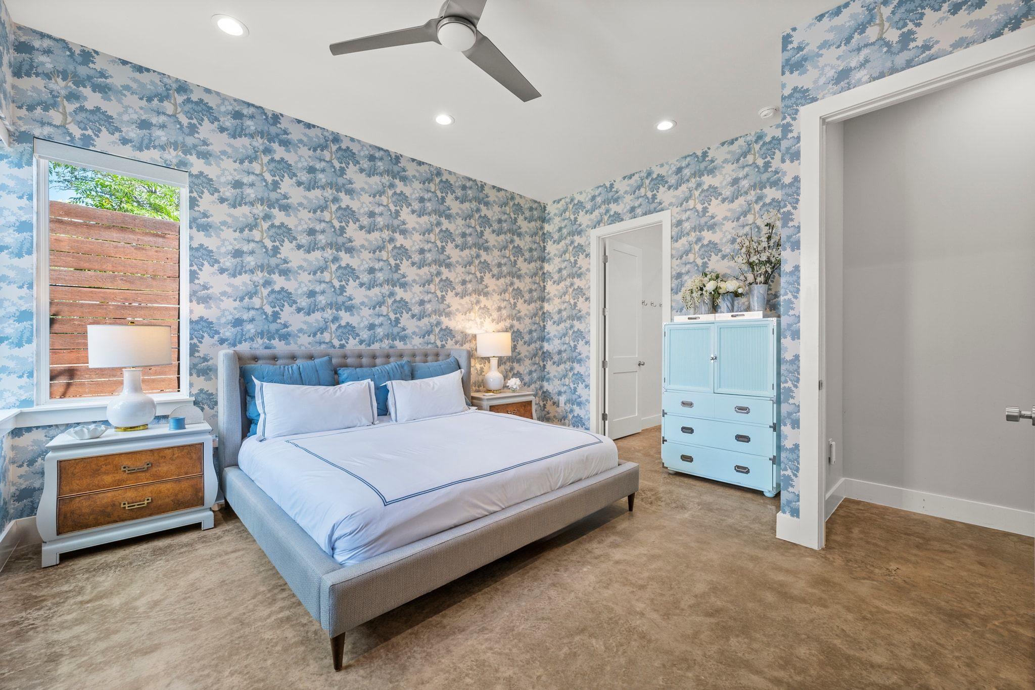 4110 Idlewild RD # B