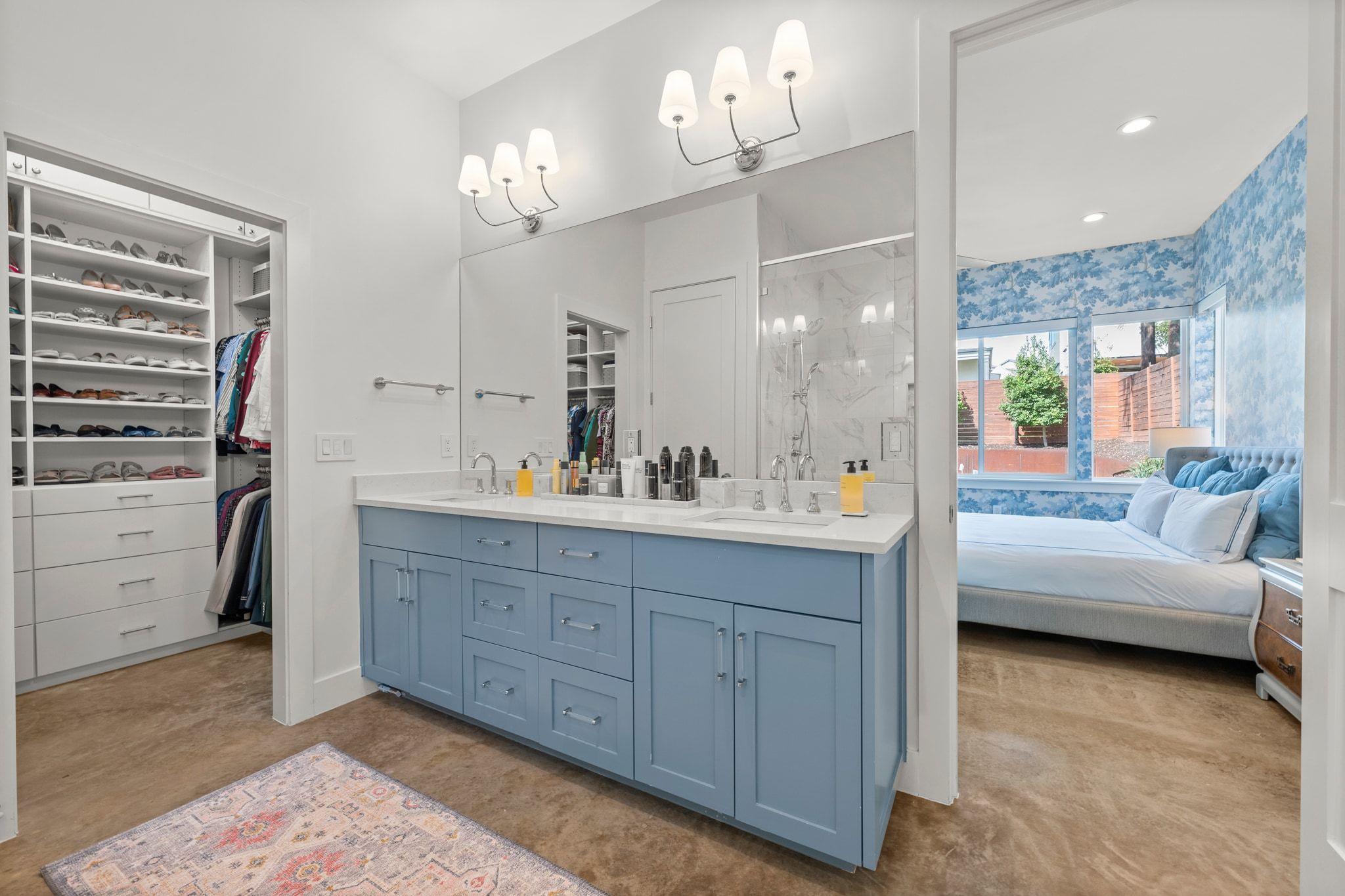 4110 Idlewild RD # B