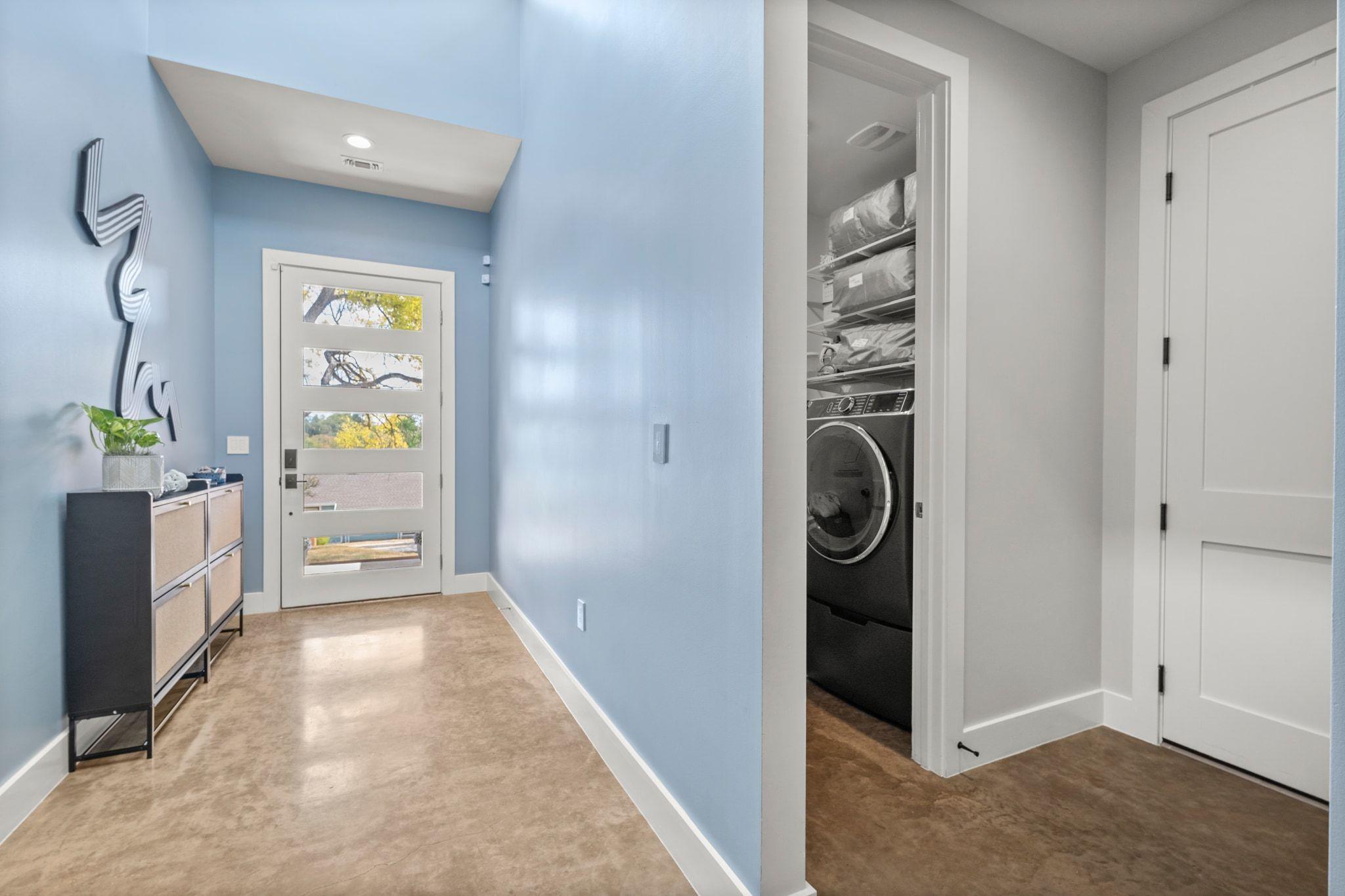 4110 Idlewild RD # B