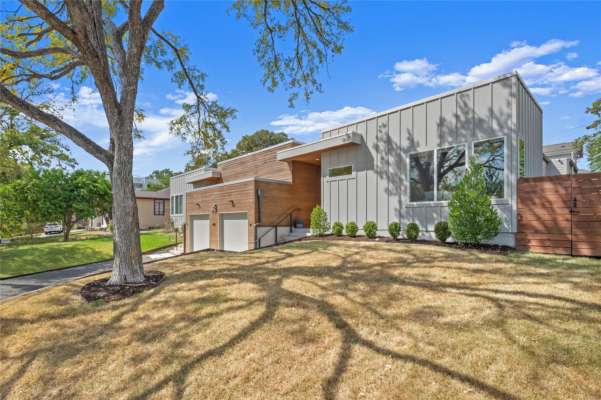 4110 Idlewild RD # B