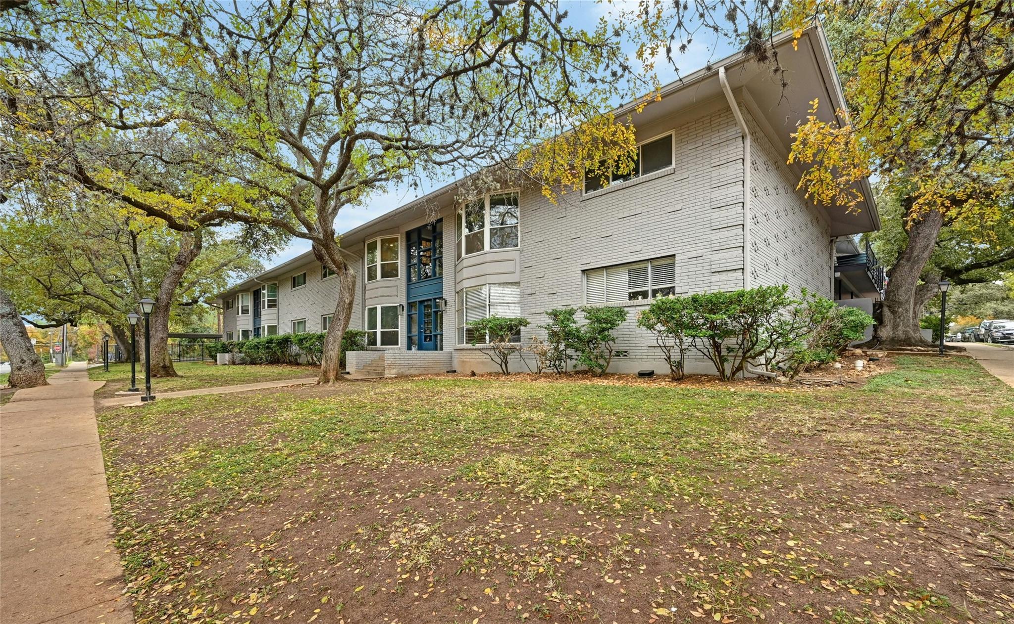 1210 Windsor RD # 218