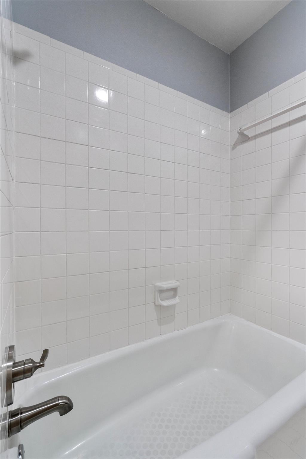 2408 Enfield RD # 212